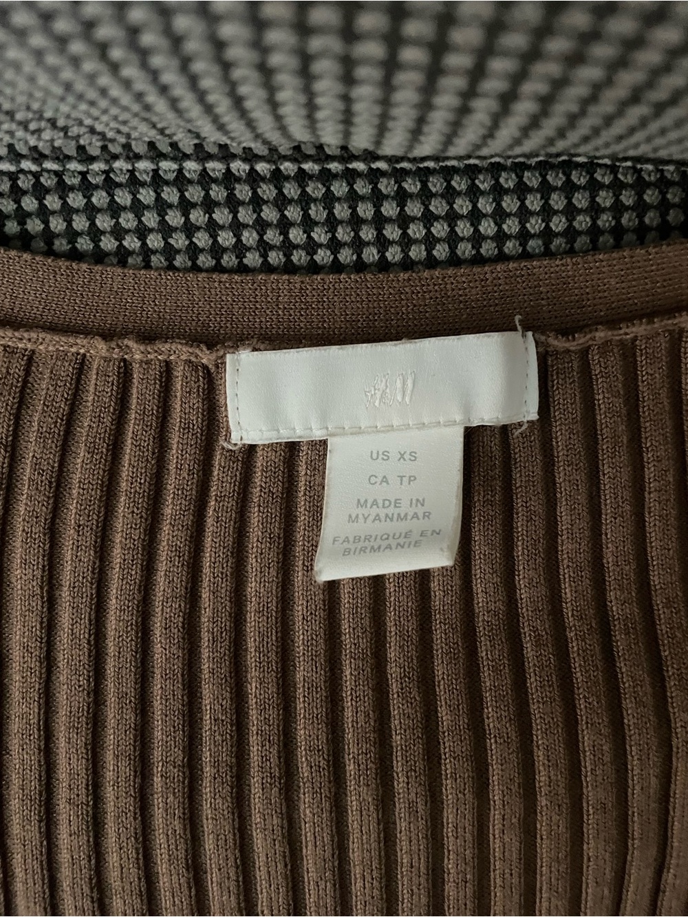 H&M Ribbed V-Neck Button Cardigan - Brown - Picture 3 of 3